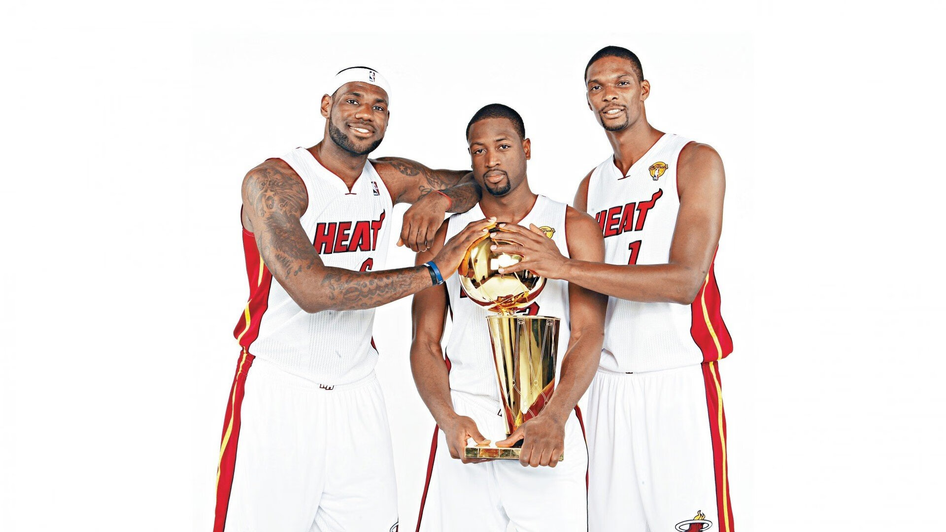 北欧战神降临,伊布独舞,瑞典鏖战红牛之夜